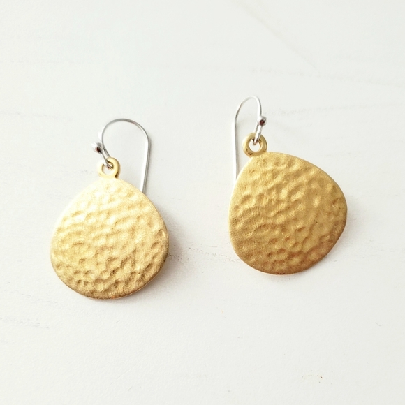 Judy Crowel Teardrop Shaped Earrings - Picture 2 of 4